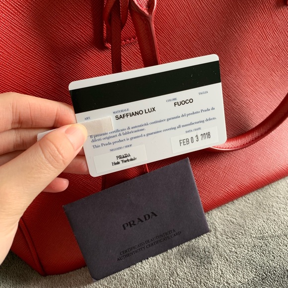 Prada Galleria Saffiano Leather Large Bag (authentic!) - Picture 14 of 16